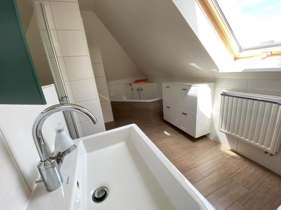 Neu! Moderne Fewo Schieke Schleiz Ngoại thất bức ảnh